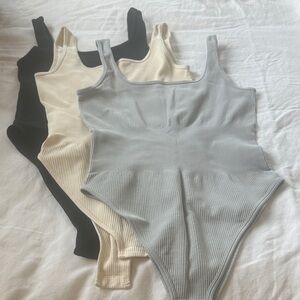 Elegant Ribbed Bodysuit Set - Black, Cream, Gray